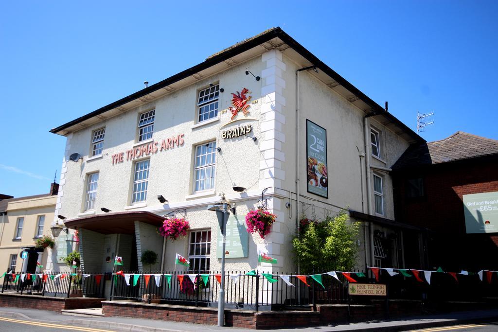 Thomas Arms Hotel Llanelli Exterior foto